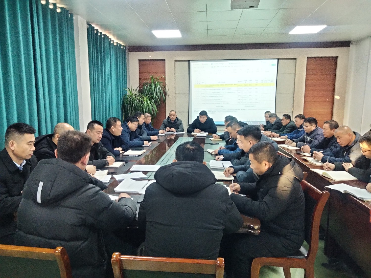 1737705599128898.jpg 1737705599128898.jpg