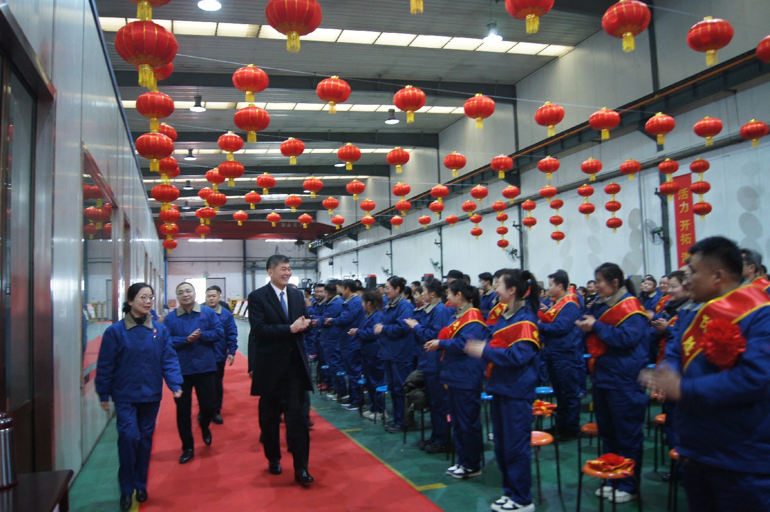 宗成偉參加魯機公司年度總結(jié)表彰大會