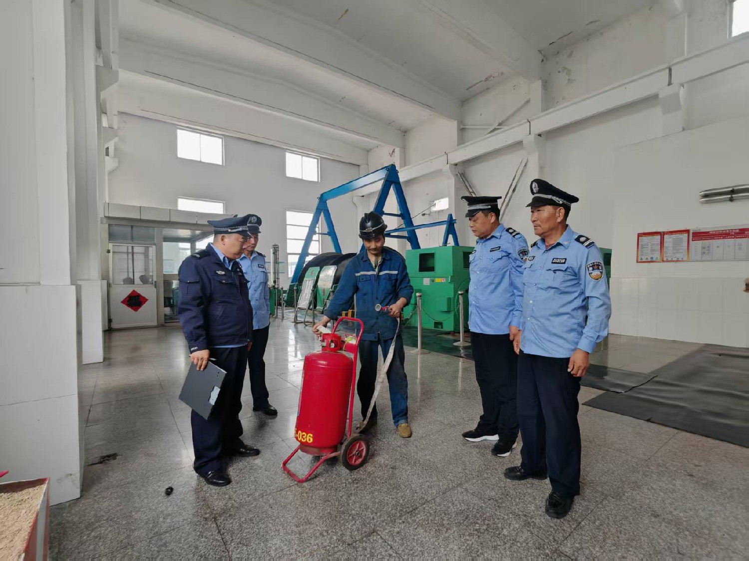 1760081103160415.jpg 1760081103160415.jpg